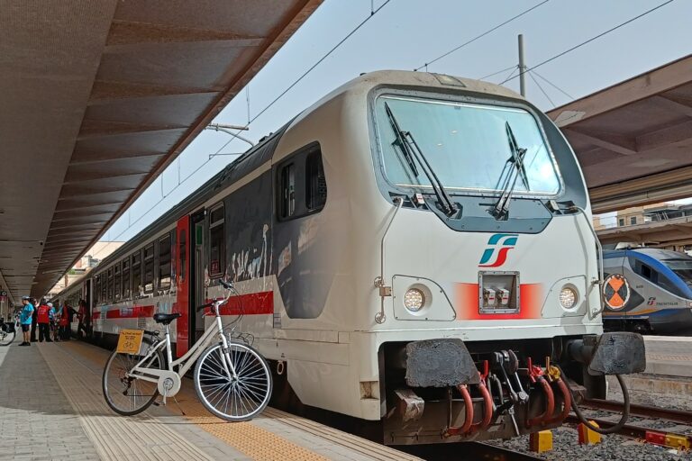 treni bici sicilia